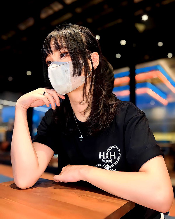 kitsunee.___ instagram image archive image