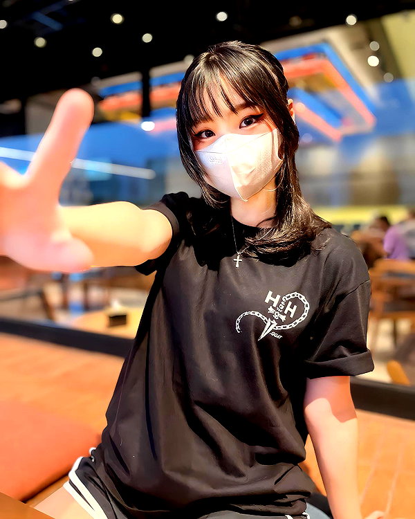kitsunee.___ instagram image archive image