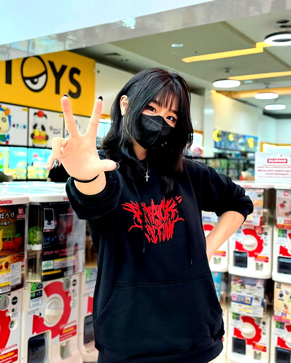 kitsunee.___ instagram image archive image