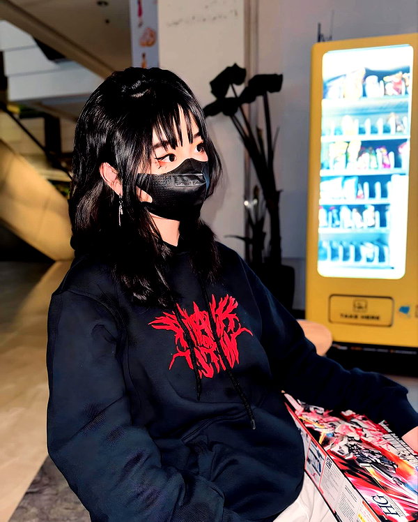 kitsunee.___ instagram image archive image