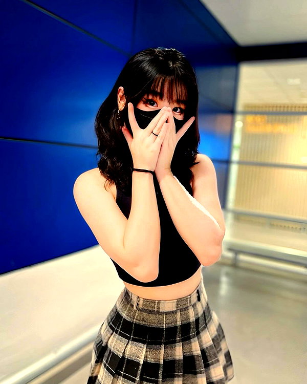 kitsunee.___ instagram image archive image