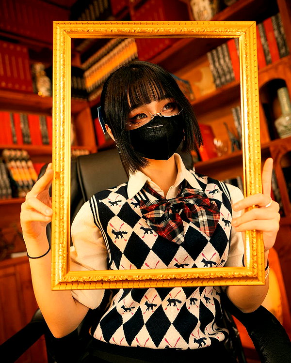 kitsunee.___ instagram image archive image