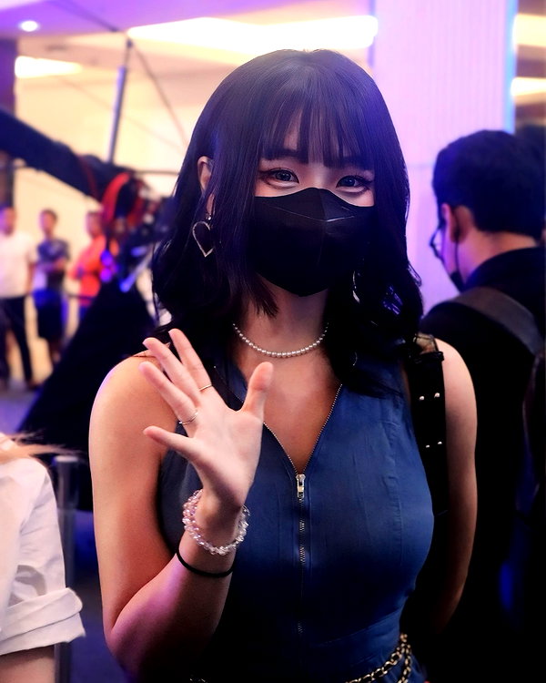 kitsunee.___ instagram image archive image