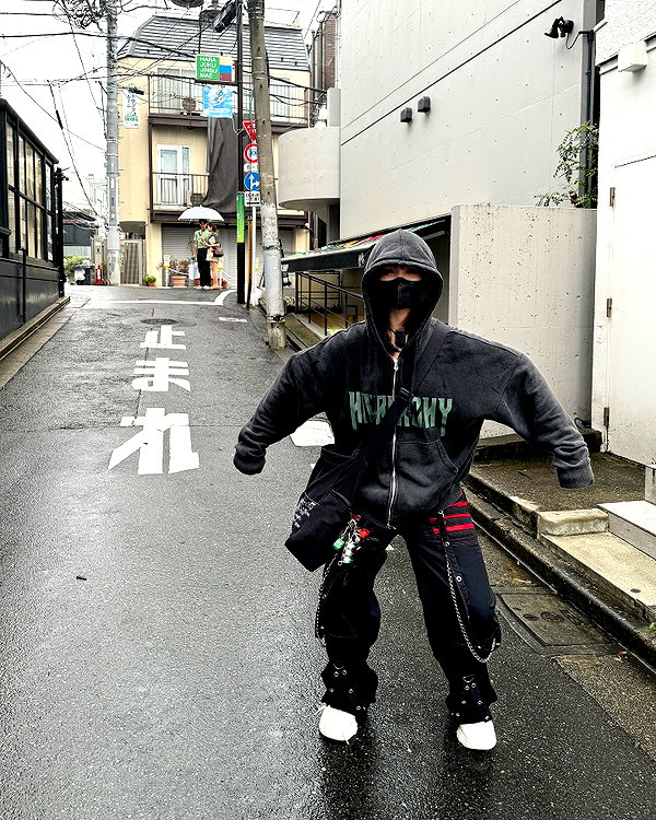 kitsunee.___ instagram image archive image