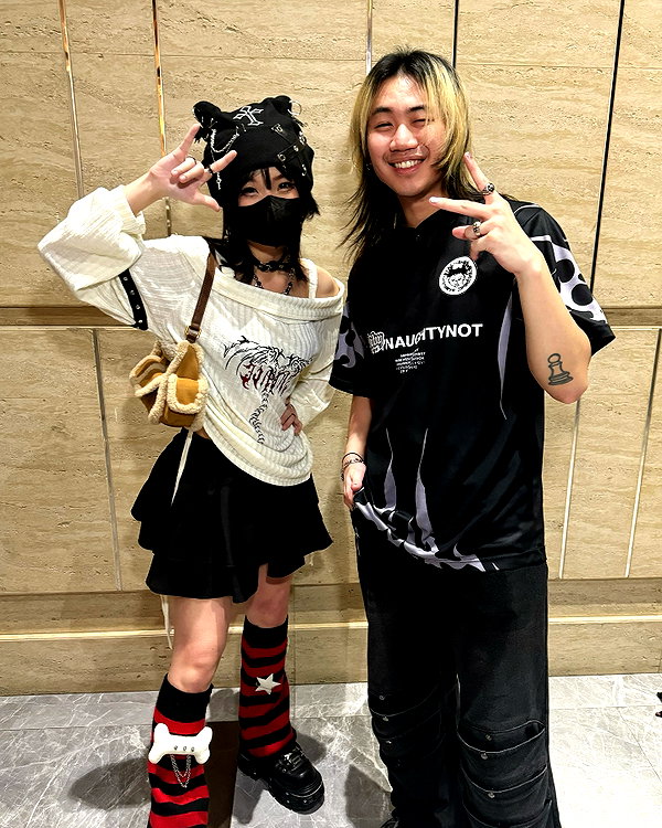 kitsunee.___ instagram image archive image