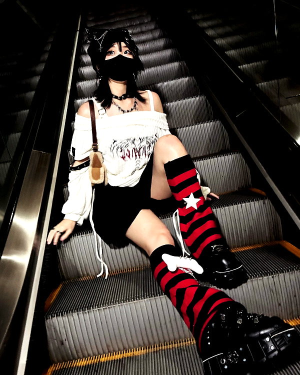 kitsunee.___ instagram image archive image