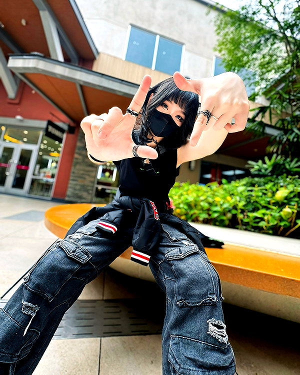 kitsunee.___ instagram image archive image