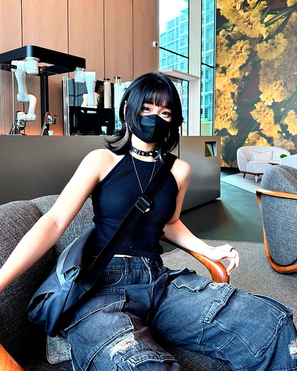 kitsunee.___ instagram image archive image