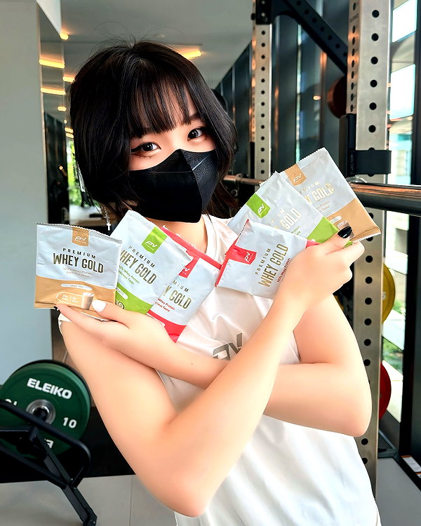 kitsunee.___ instagram image archive image