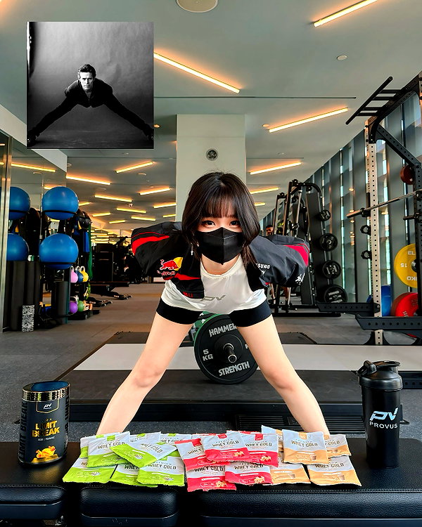 kitsunee.___ instagram image archive image