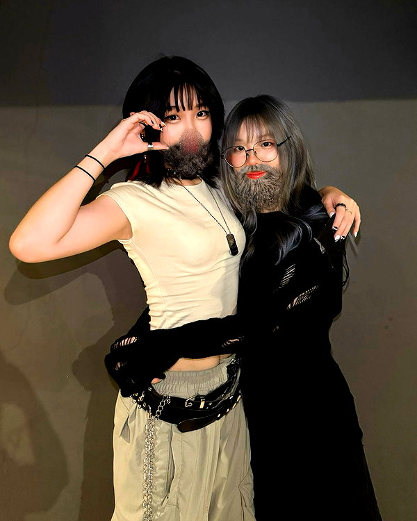 kitsunee.___ instagram image archive image