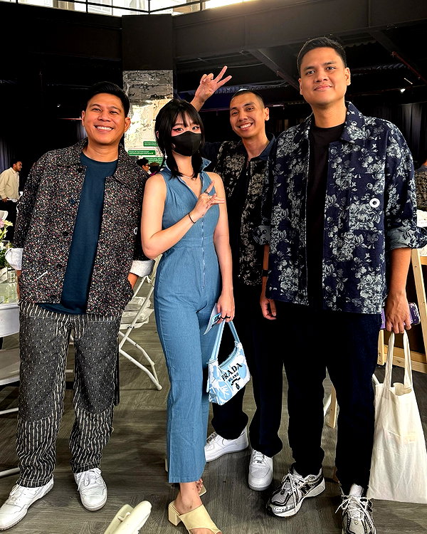 kitsunee.___ instagram image archive image