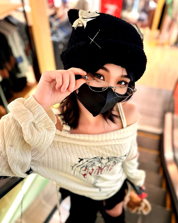 kitsunee.___ instagram image archive image