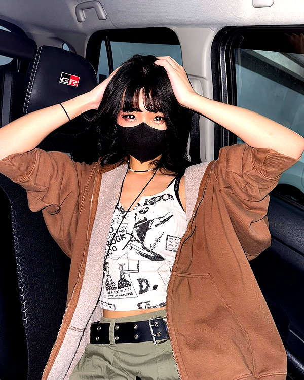 kitsunee.___ instagram image archive image