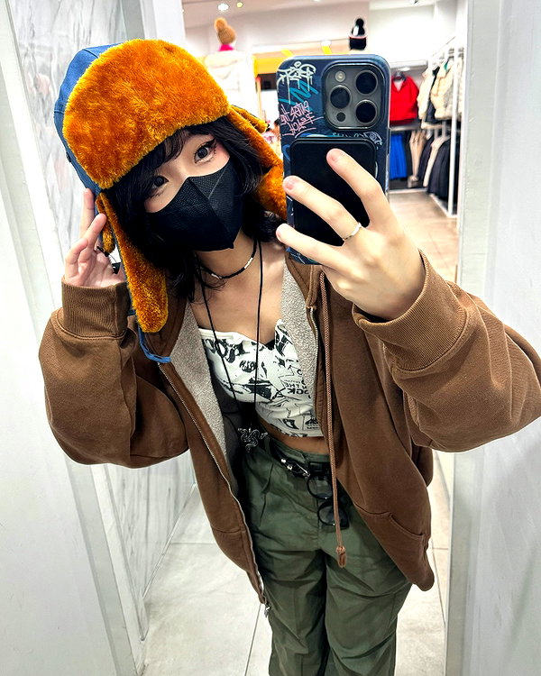 kitsunee.___ instagram image archive image