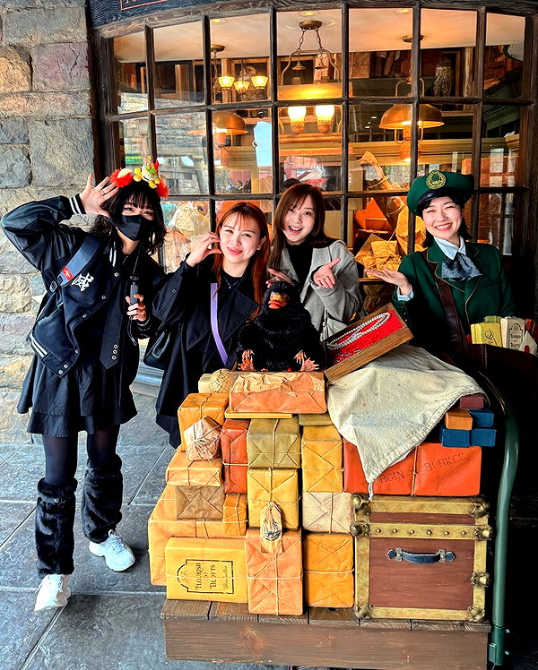 kitsunee.___ instagram image archive image