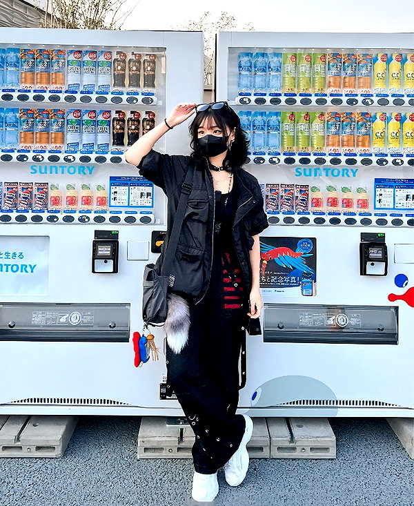 kitsunee.___ instagram image archive image