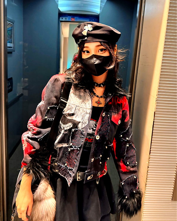 kitsunee.___ instagram image archive image