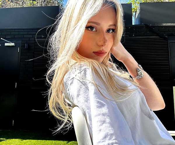 kittymerritt instagram image archive image