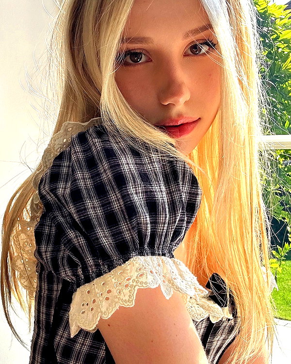 kittymerritt instagram image archive image