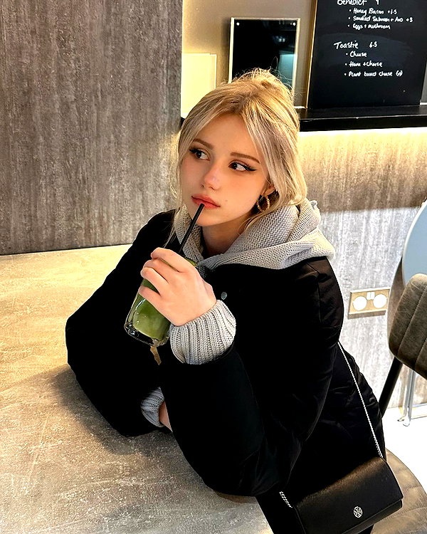 kittymerritt instagram image archive image