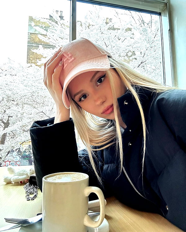 kittymerritt instagram image archive image