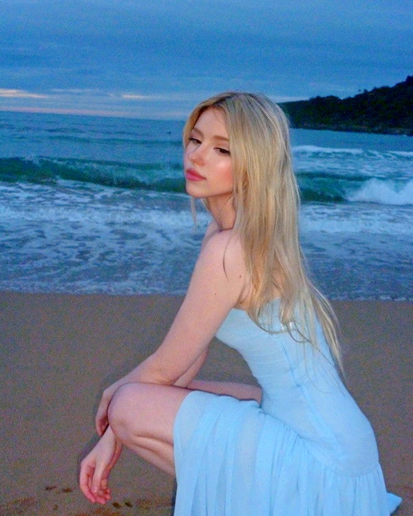 kittymerritt instagram image archive image