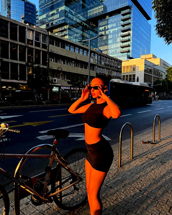 koral_toledo instagram image archive image