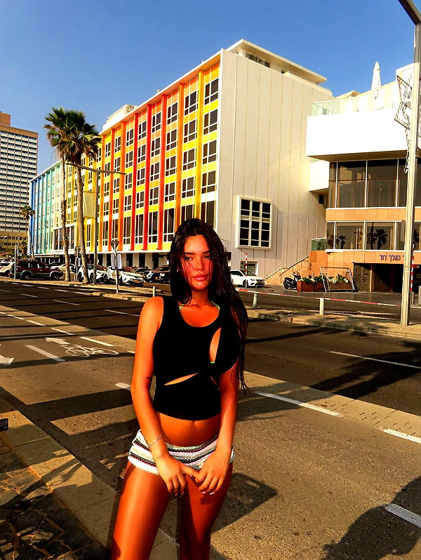 korin.lahiani instagram image archive image