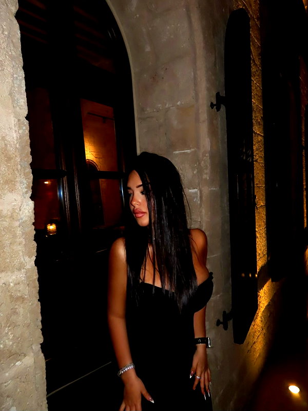 korin.lahiani instagram image archive image