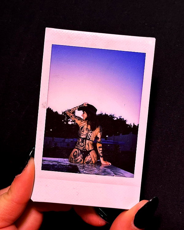kornstarbaby instagram image archive image