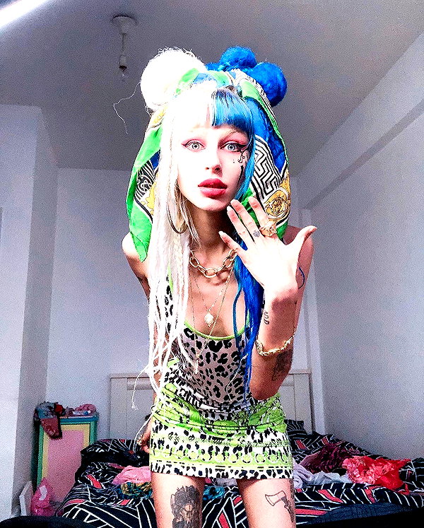 kriiizellda instagram image archive image