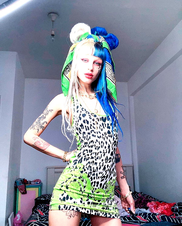 kriiizellda instagram image archive image
