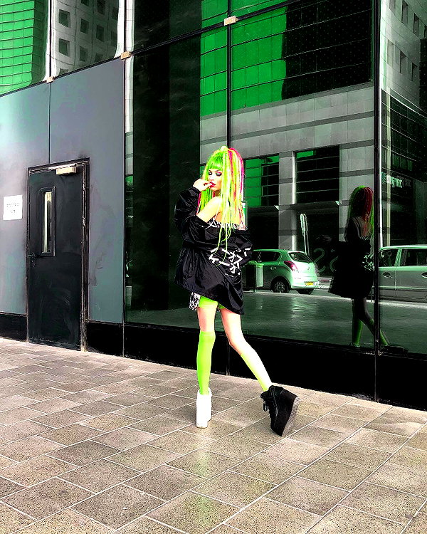 kriiizellda instagram image archive image