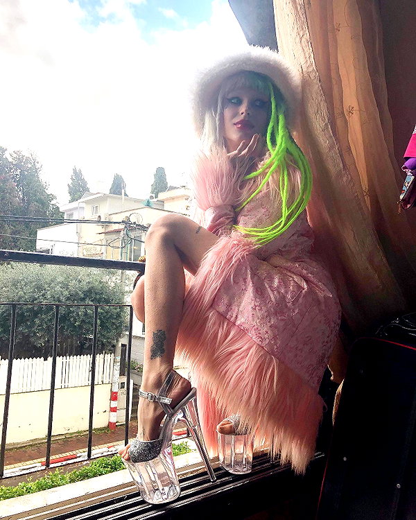 kriiizellda instagram image archive image
