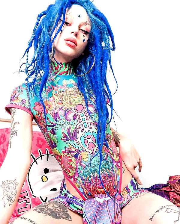 kriiizellda instagram image archive image
