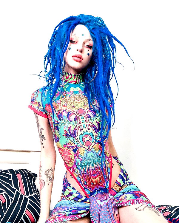 kriiizellda instagram image archive image