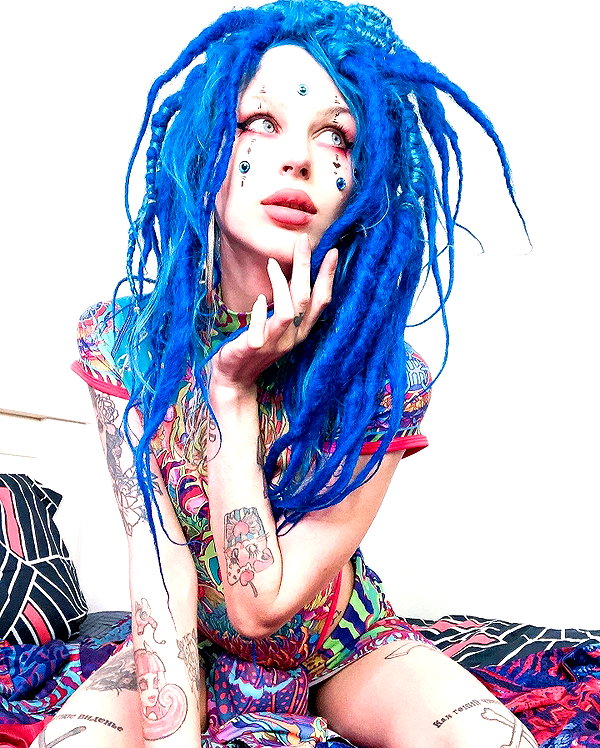 kriiizellda instagram image archive image