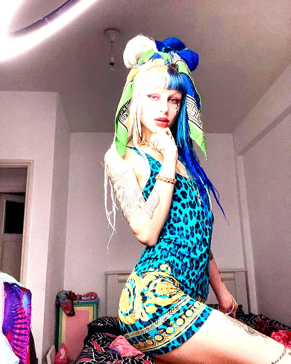 kriiizellda instagram image archive image