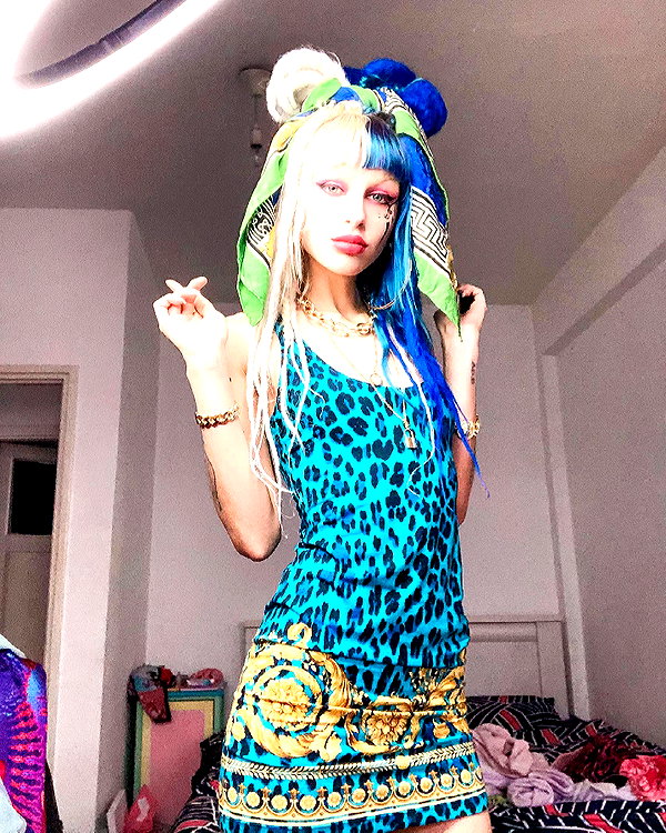 kriiizellda instagram image archive image