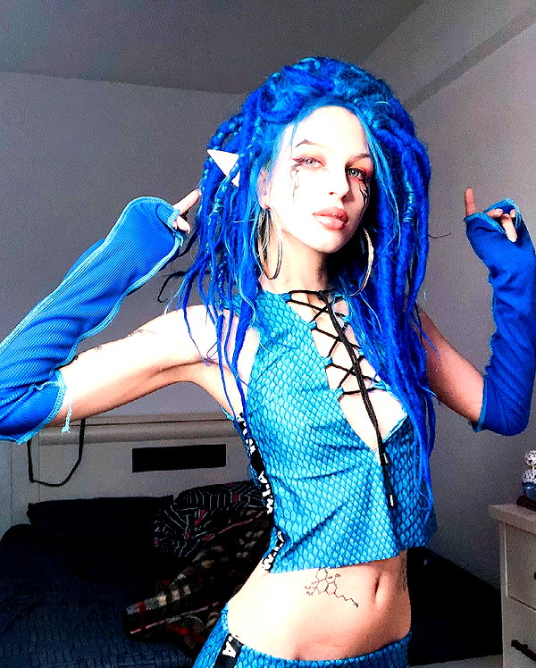 kriiizellda instagram image archive image