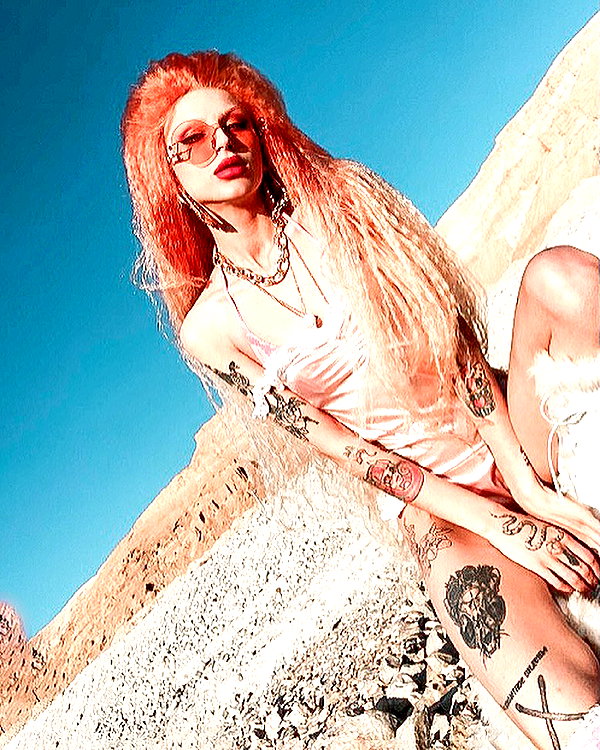 kriiizellda instagram image archive image