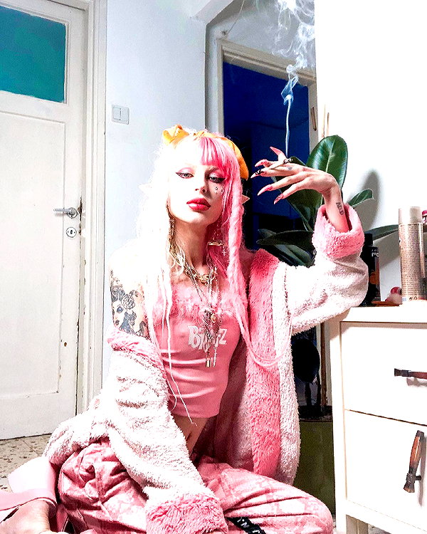 kriiizellda instagram image archive image
