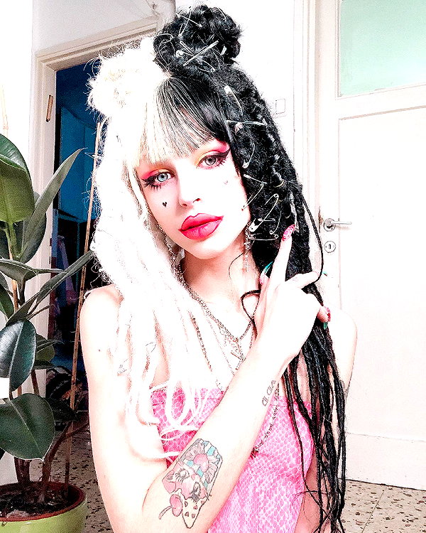 kriiizellda instagram image archive image