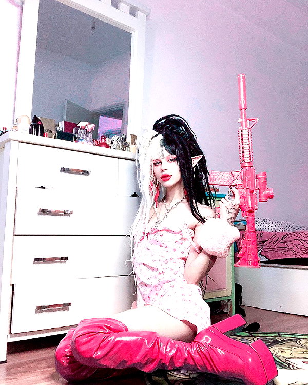 kriiizellda instagram image archive image