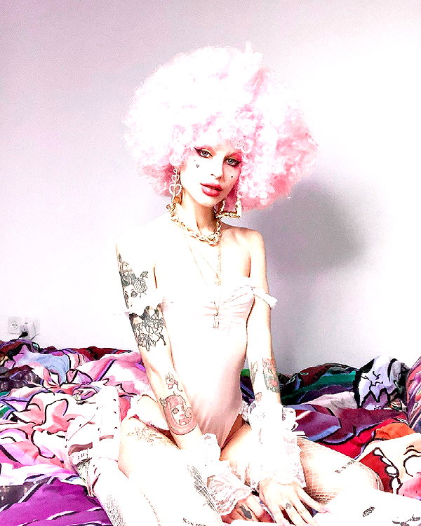 kriiizellda instagram image archive image