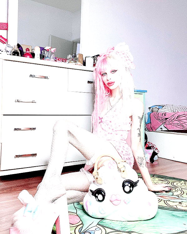 kriiizellda instagram image archive image