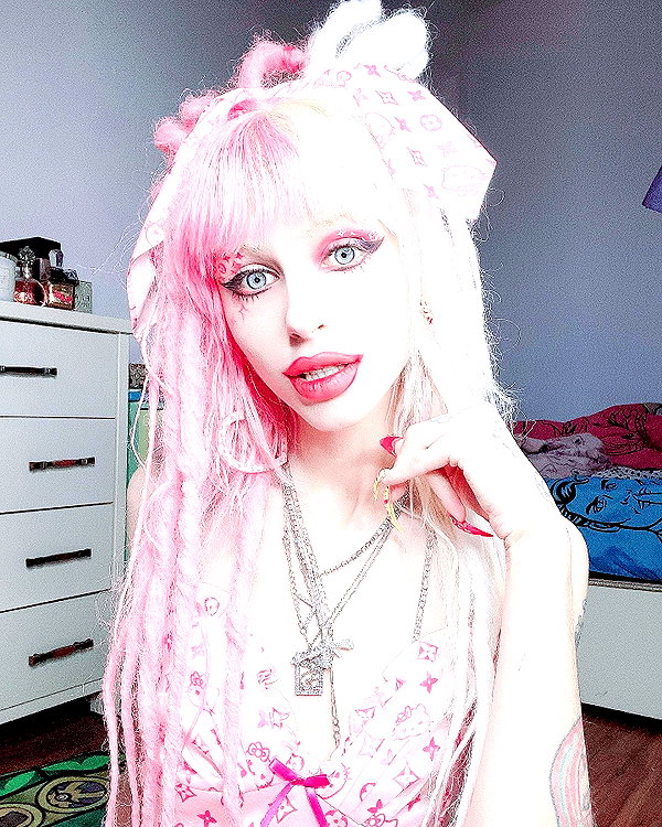 kriiizellda instagram image archive image