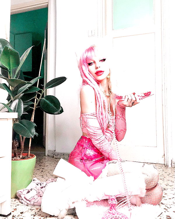 kriiizellda instagram image archive image