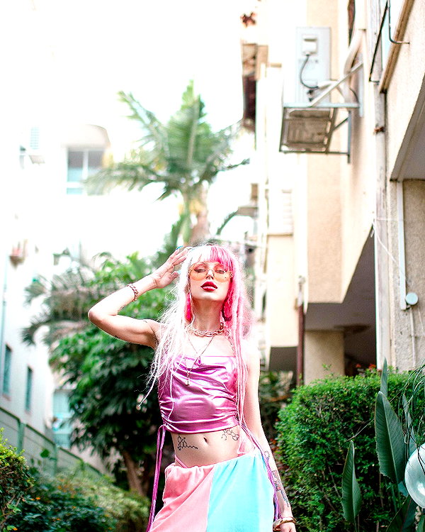 kriiizellda instagram image archive image